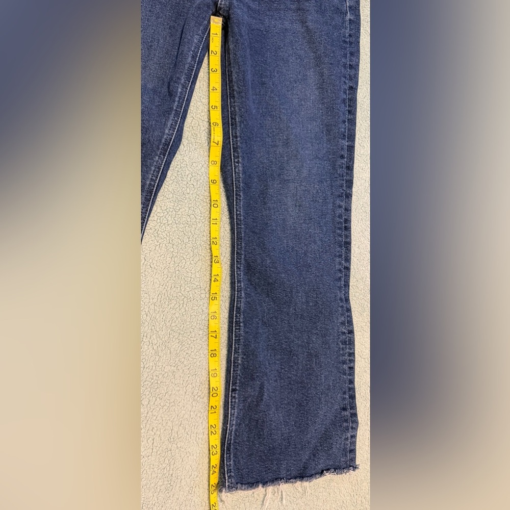 LOFT Dark Blue high waist kick crop, sz 30/10 - Picture 3 of 6